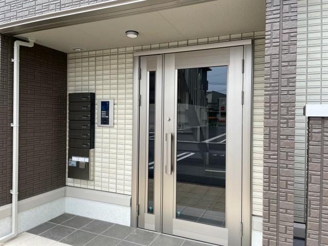 サンライズ明治北 B棟