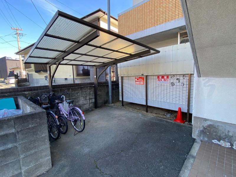 ジュネス国府