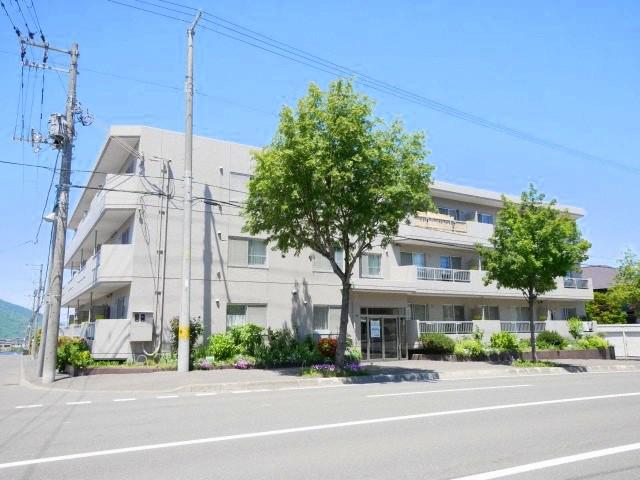メゾンラックス