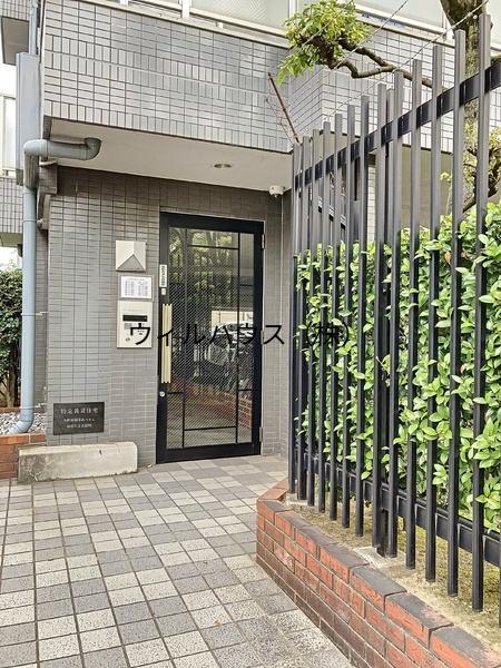 ヴィラ・エイト・サイト諏訪森