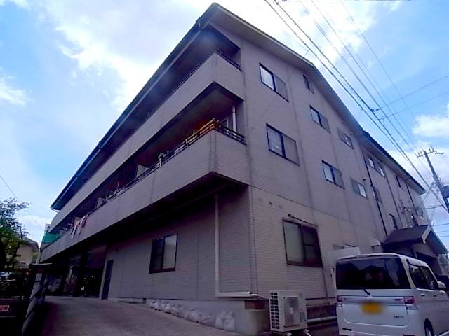 内山マンション