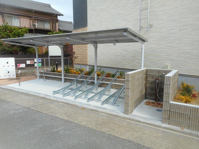 アヴニール