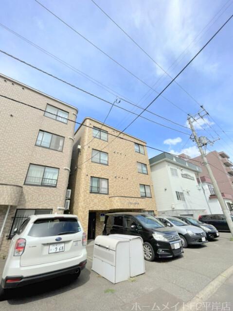 フラット南平岸
