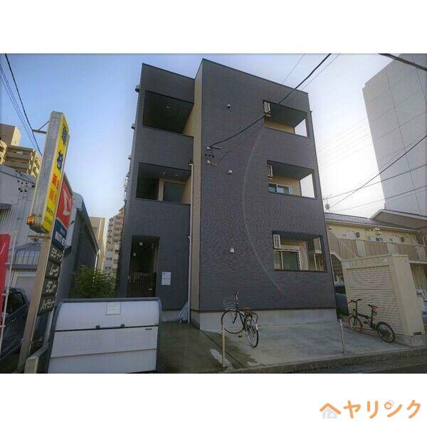 EMBELLIR TROISアンベリールトロ