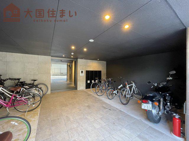 フォレスト難波