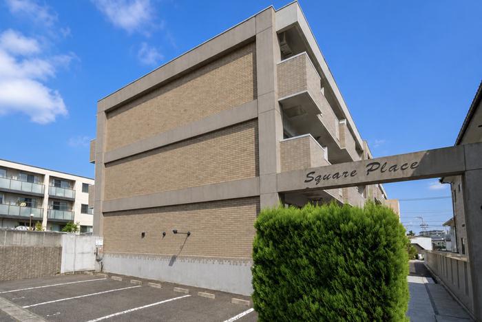 スクエアプレイス