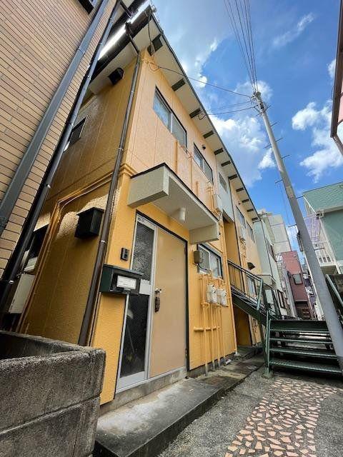 シュエット城栄