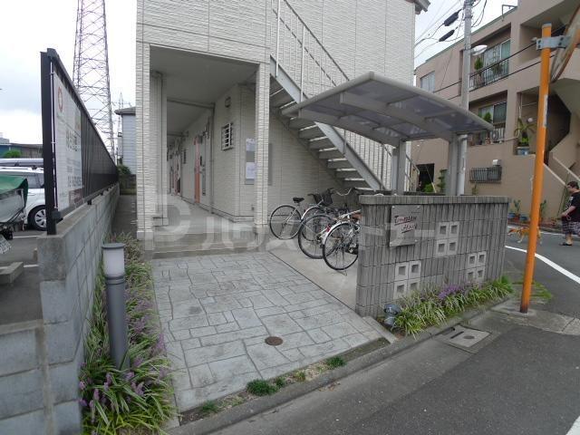 TOMORROW HOUSE