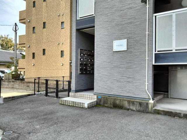 レオパレスサザンカ