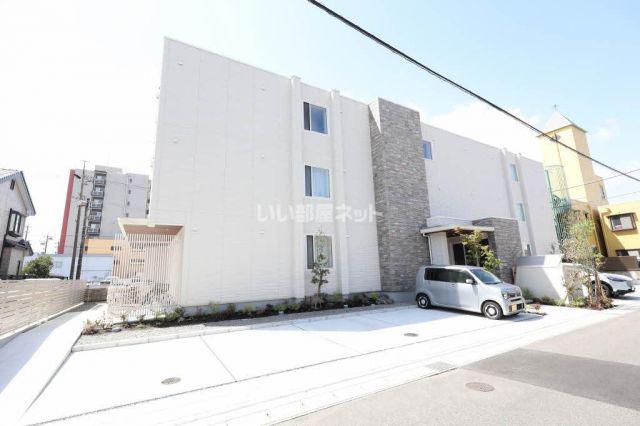 シャーメゾン 栄町