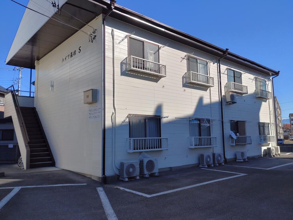 ハイツ長嶋 S棟
