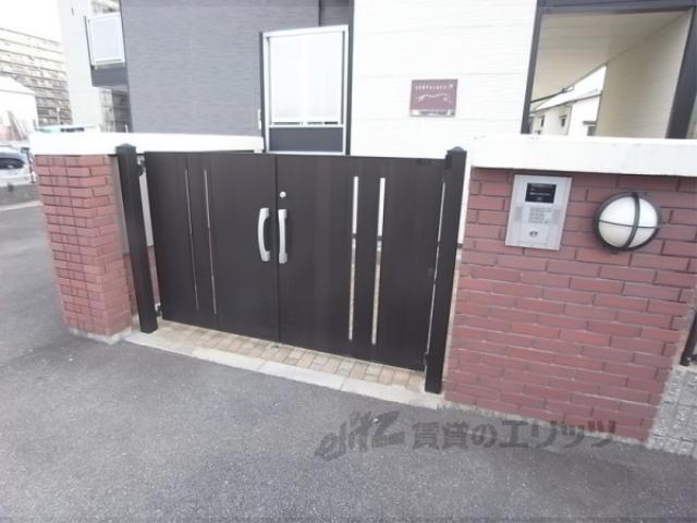 レオパレス今屋敷
