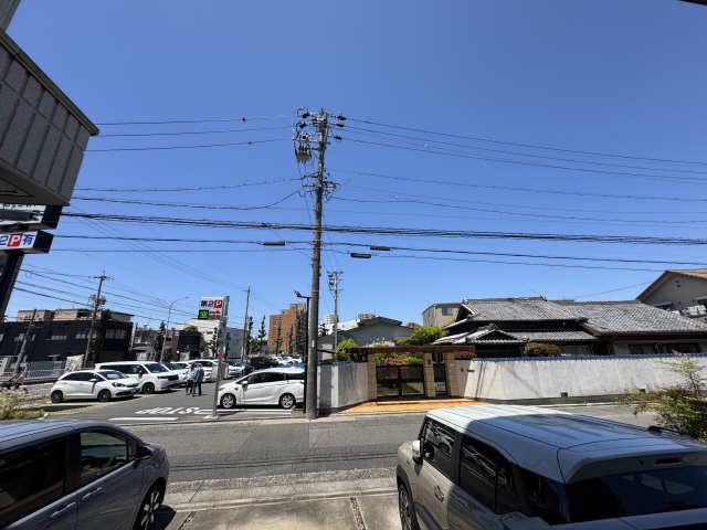 LIVION川名