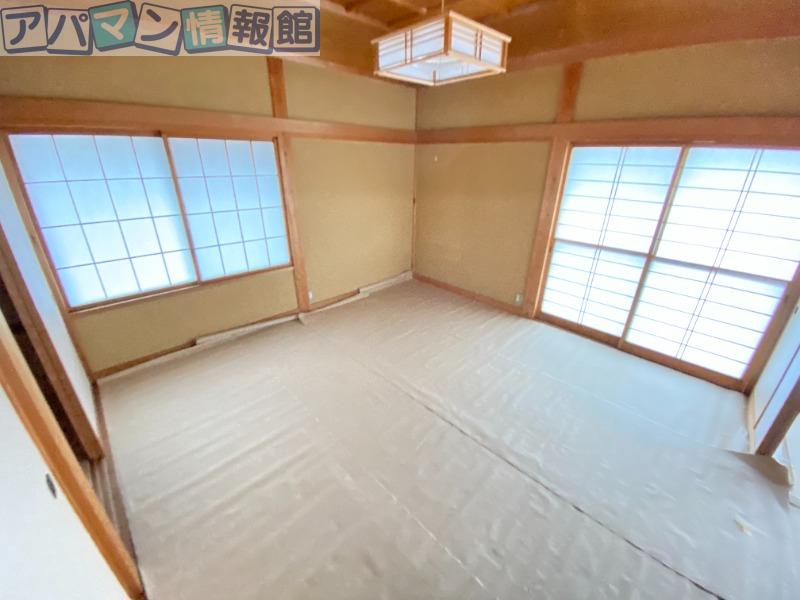 ホットハウス坂井東 A棟