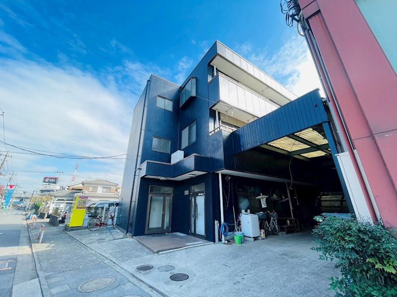 ACE BUILDING