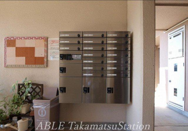 ヴィラ・アンソレイエ亀田町