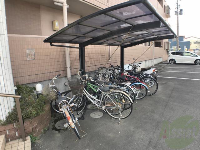 メゾンドシャルマン岩切