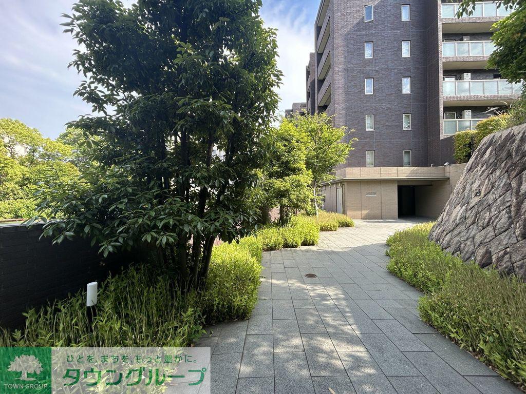 地下鉄東山線 覚王山駅 徒歩8分 7階建 築20年