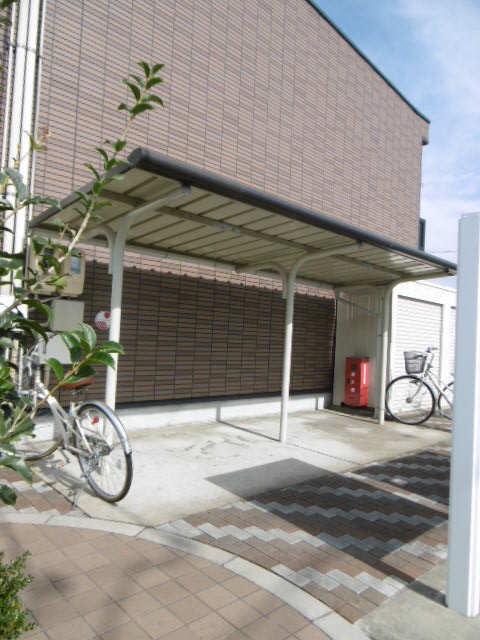 レオパレス岐阜村前