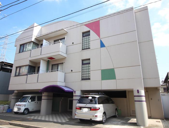 PATIOS