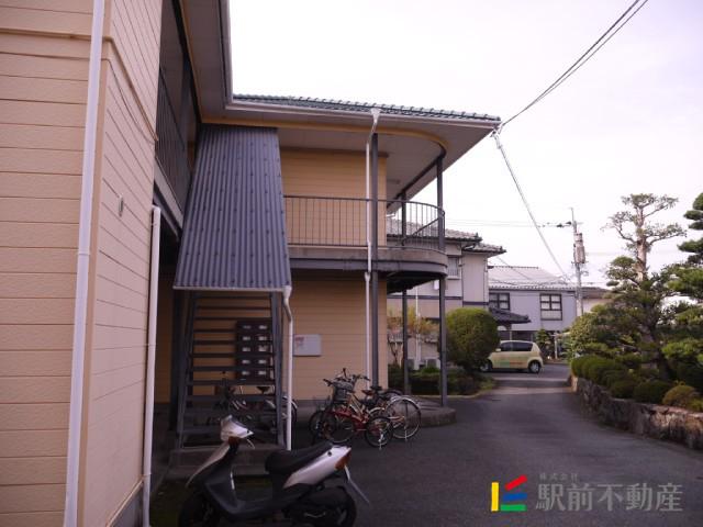 ハイツ栗林