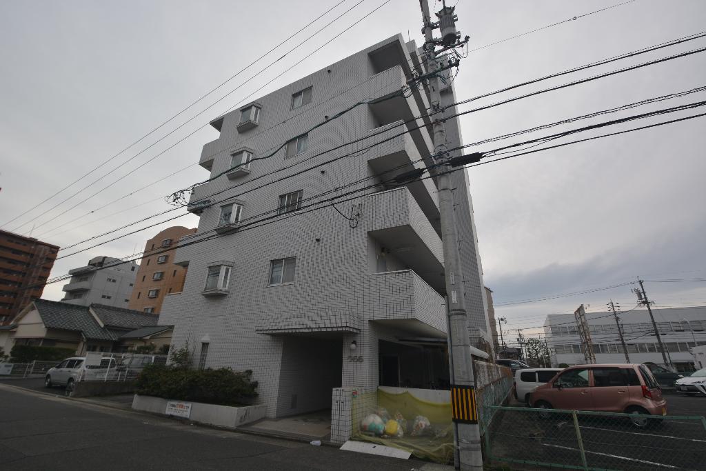 地下鉄東山線 高畑駅 徒歩3分 7階建 築33年