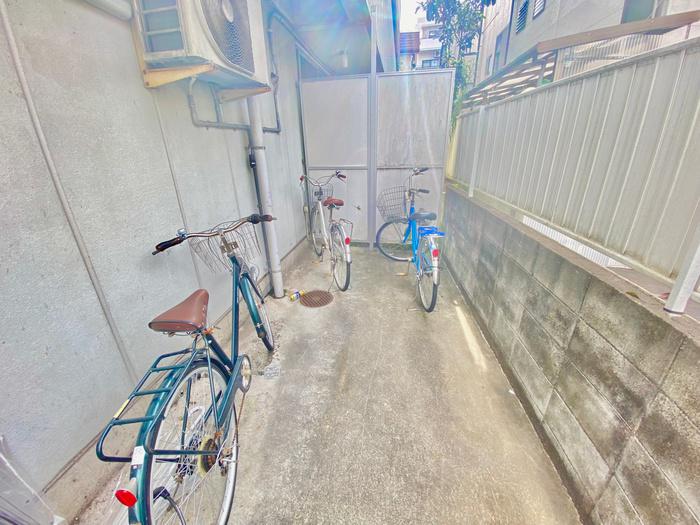 アースコート四ノ宮