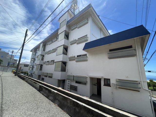 ブルーハイツ塩屋