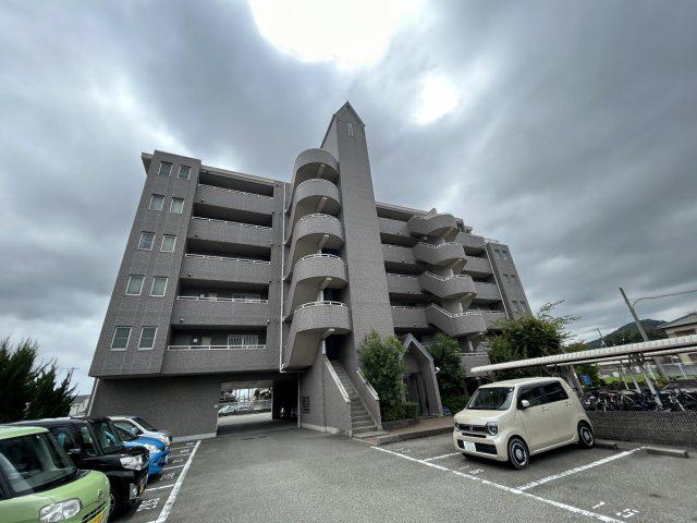 サンヒルズ岡田
