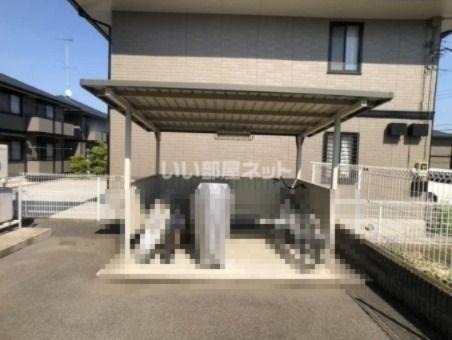 フラワーレジデンスサンモールA