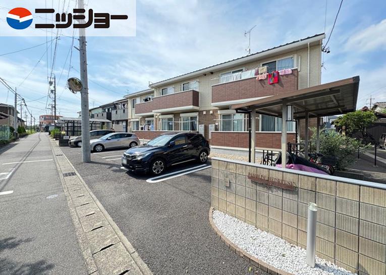 ファミーユウルーズ