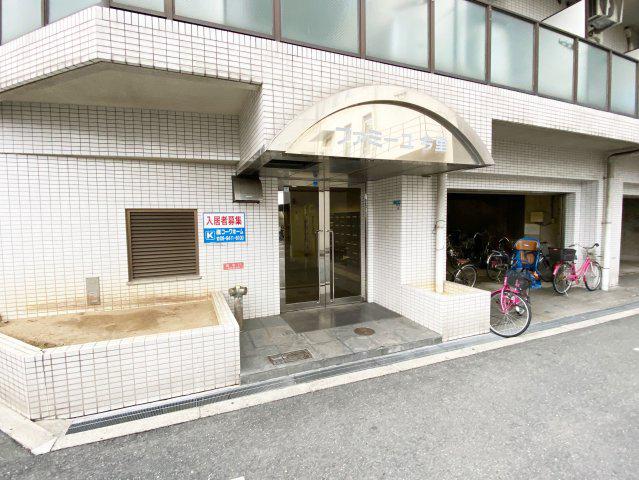 ファミーユ今里