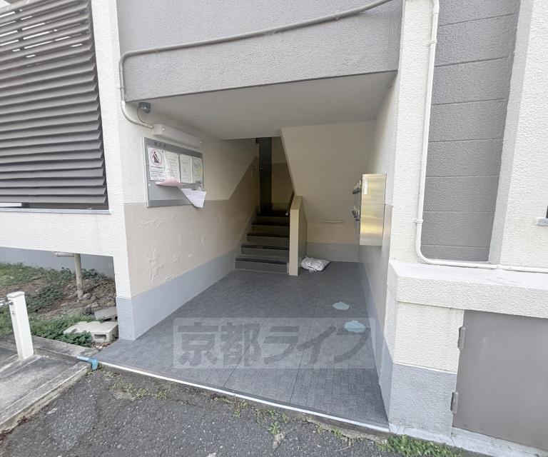 円明寺ヶ丘団地B棟