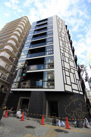 M.HILLS南森町