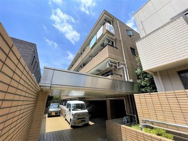 シャロン川口