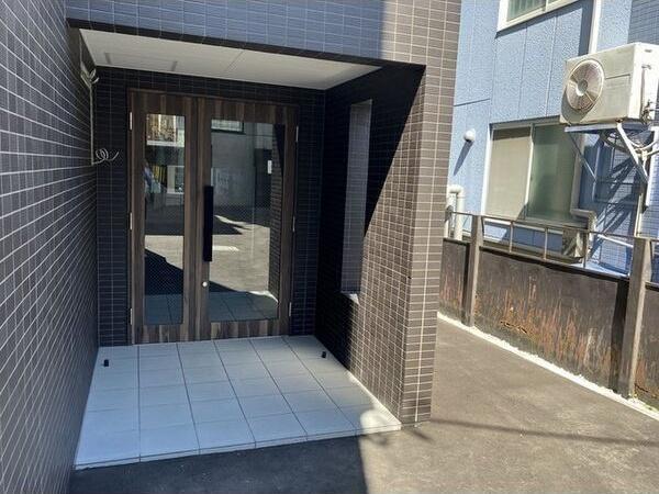 カヌレ菊水