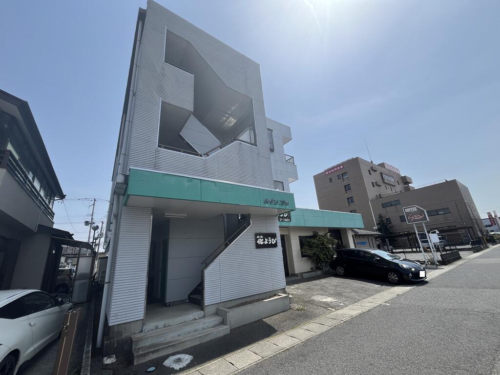 メゾンフジ