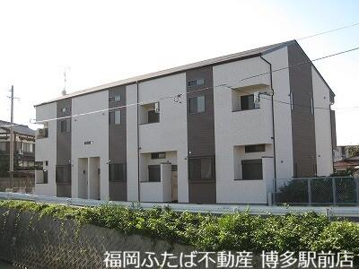 ボルベール姪浜