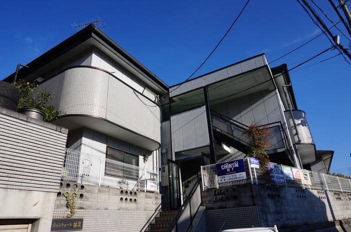 シャントゥール城北