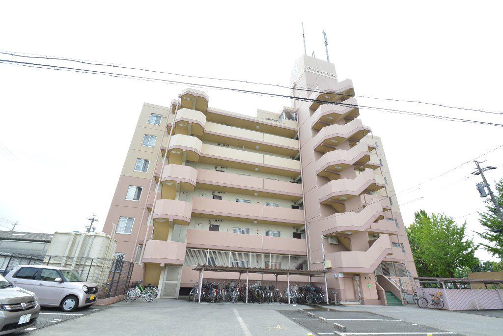 アーバンコート入場