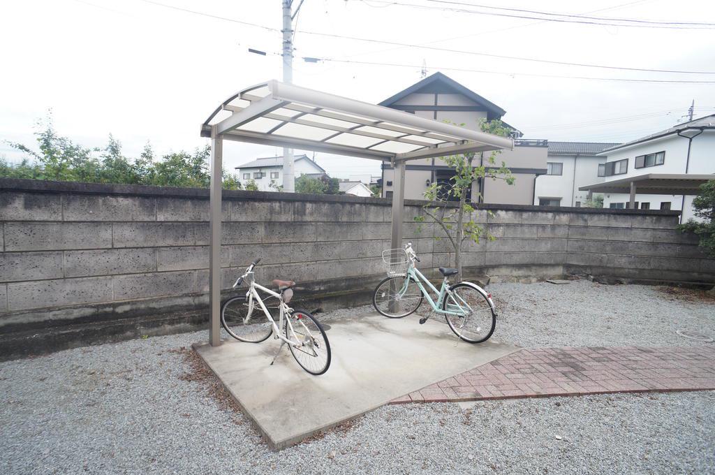 シャーメゾンエテルナ A棟