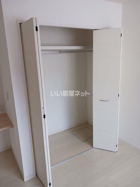 小柳津様
