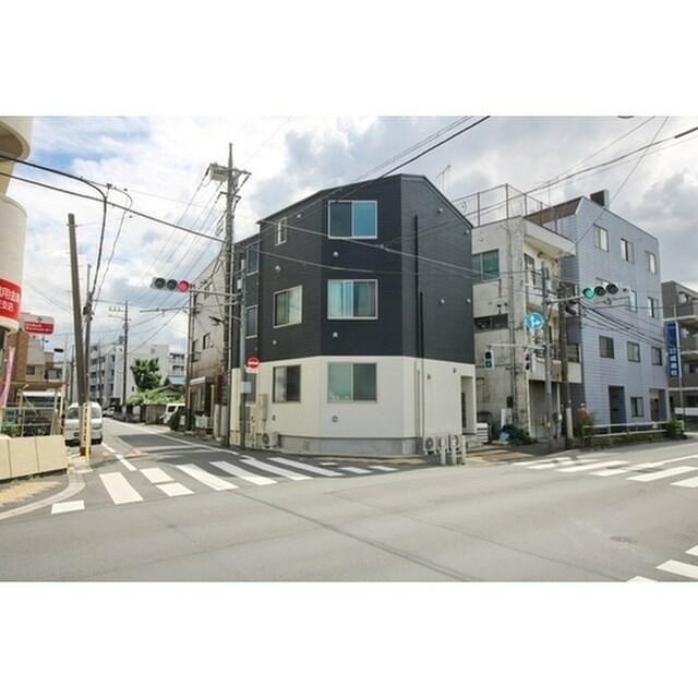アルビオンシティ蓮根