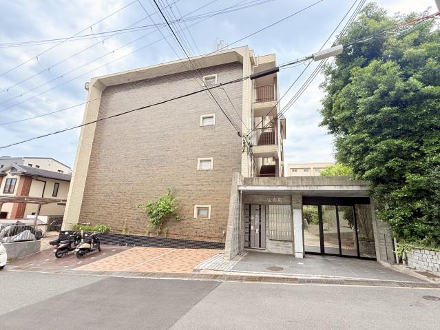 阪急千里線 千里山駅 徒歩9分 5階建 築57年