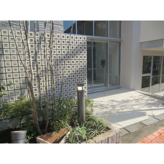 MAISON SENZOKUIKE