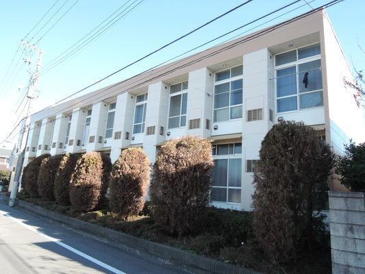 レオパレスラビドールI