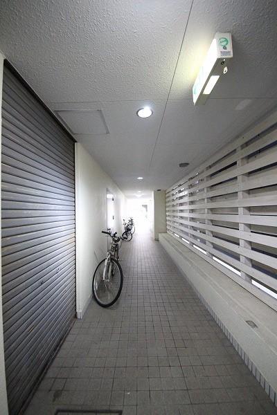日之出ビル馬借