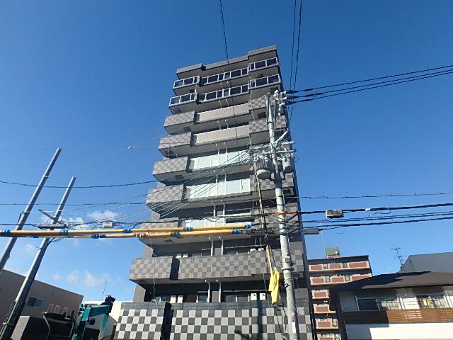 ファステート江坂ランウェイ
