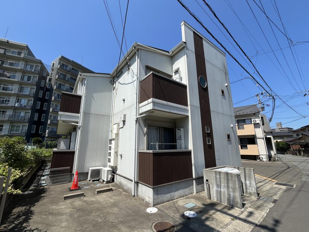 クレフラスト北山駅前