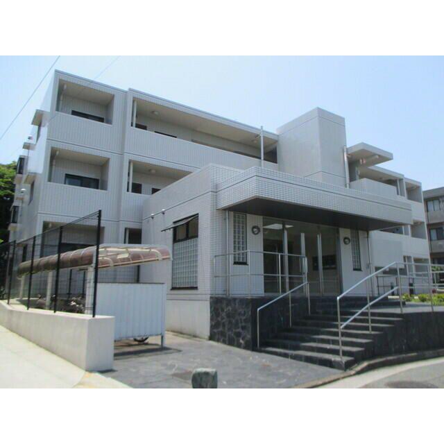 根岸旭台フーガ